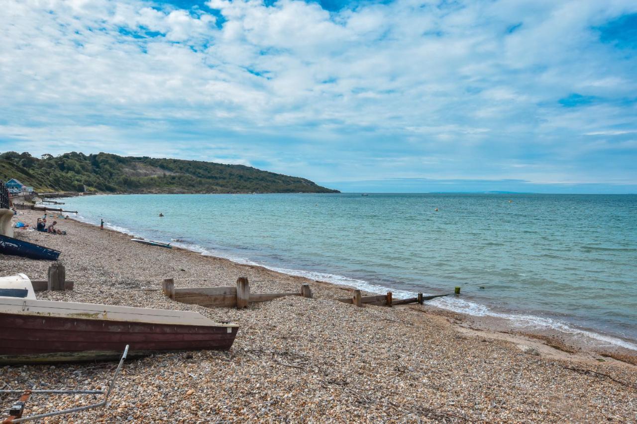 Dartmouth House Villa Totland Kültér fotó