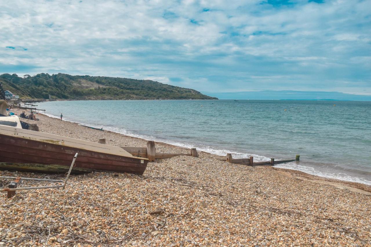 Dartmouth House Villa Totland Kültér fotó